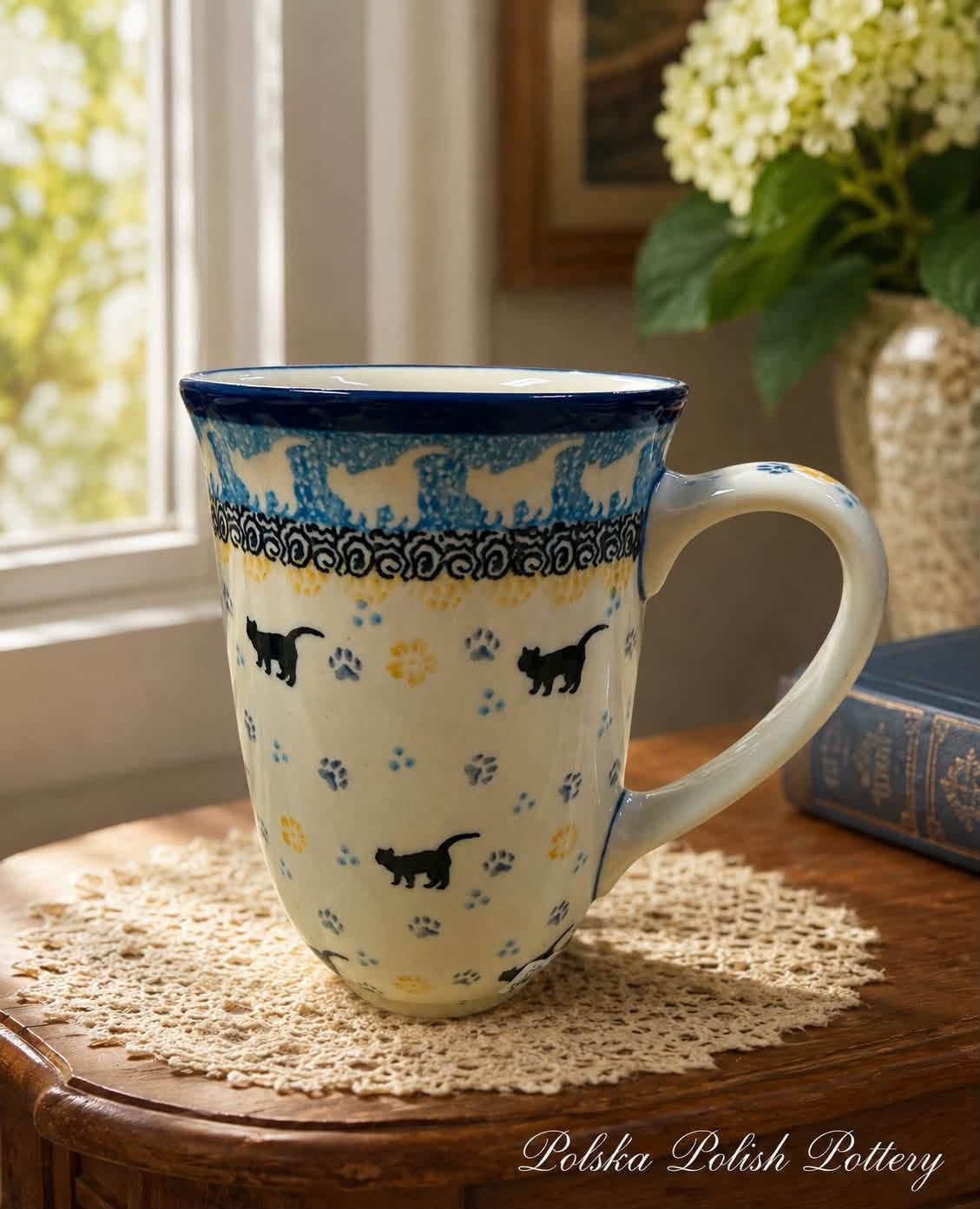 Polish Pottery Tall Mug - Traditional Cats