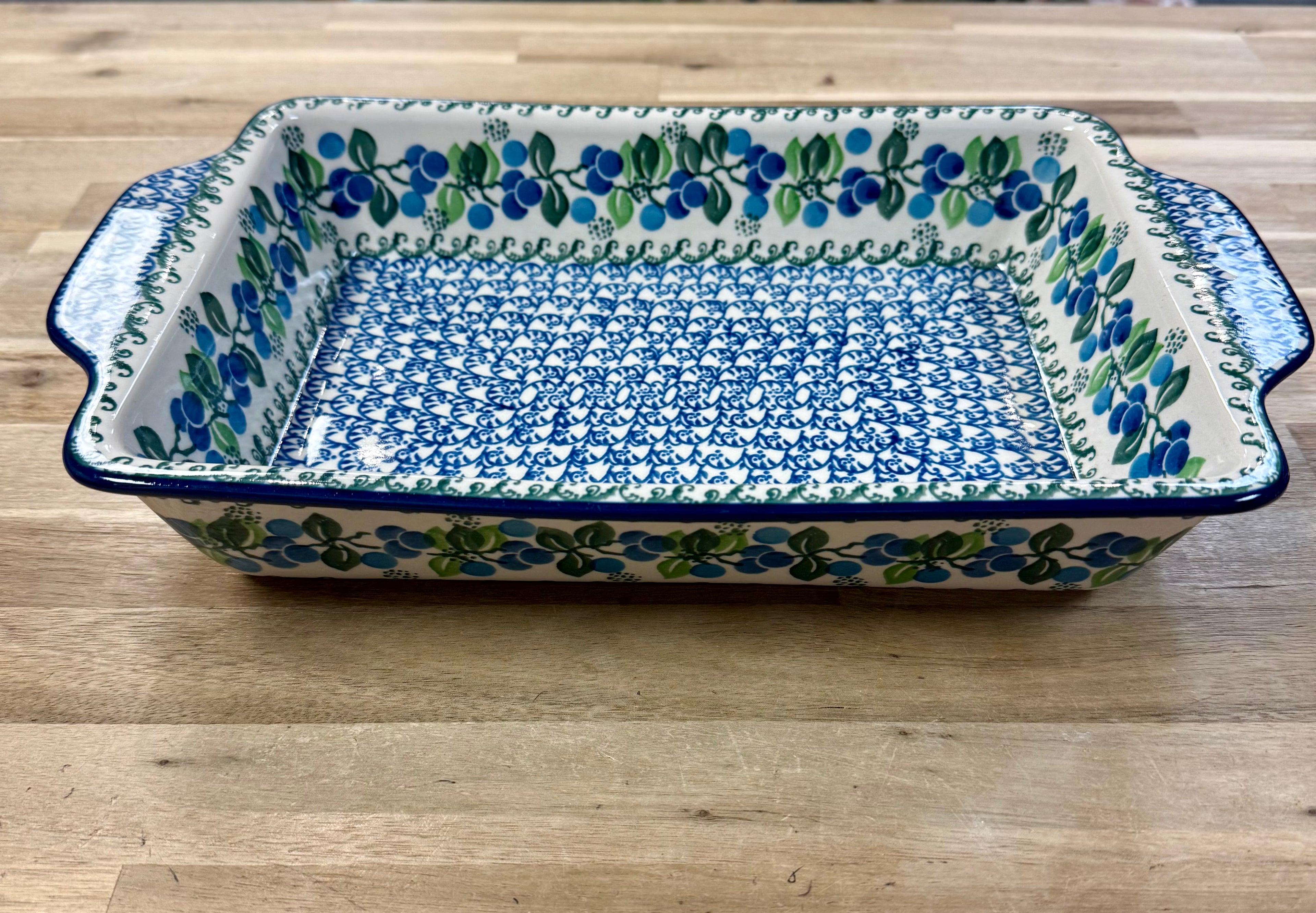 Polish Pottery Traditional( Tender Berries) Baker