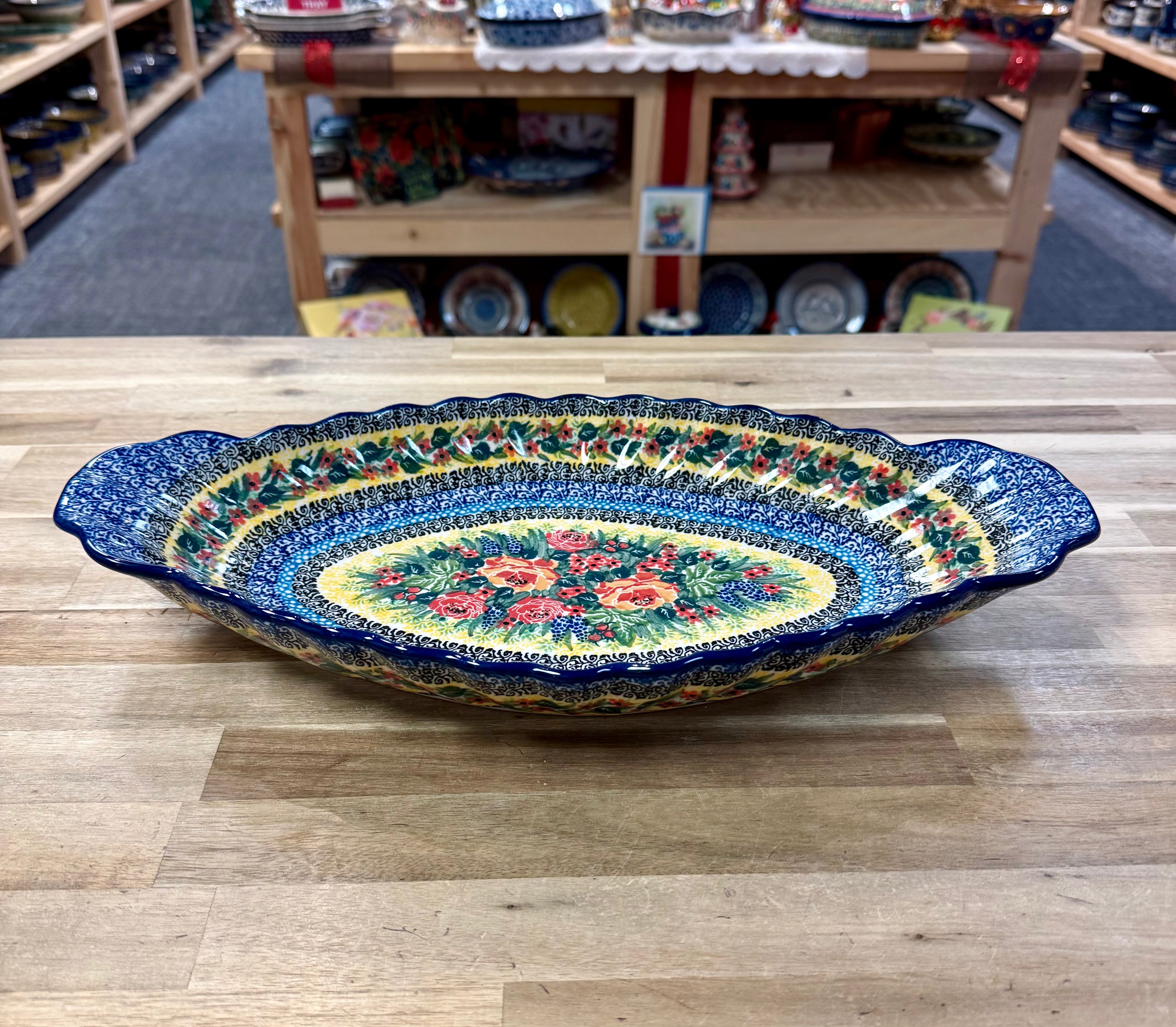 Polish Pottery Unikat 4775 Sculpted Serving Dish