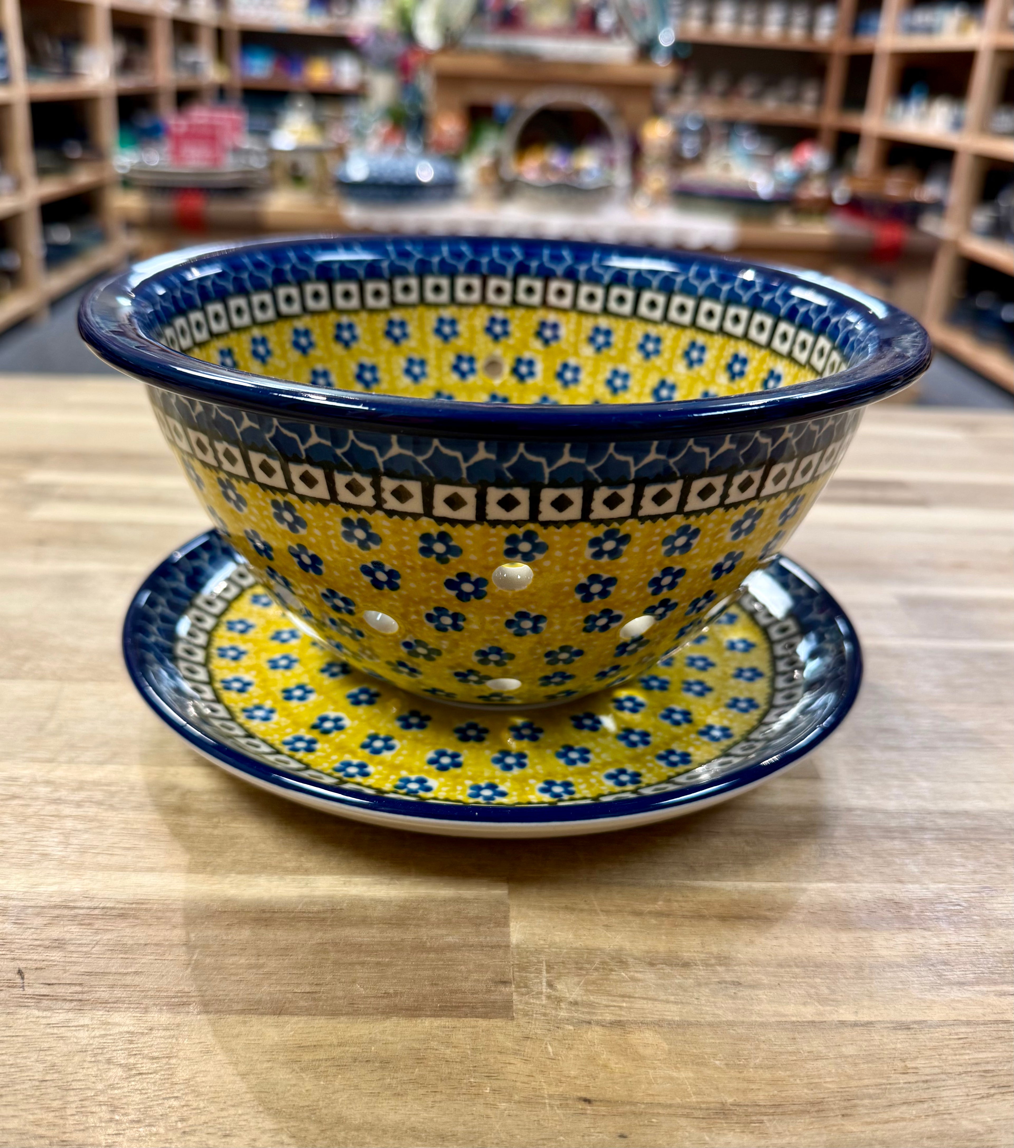 Polish Pottery Traditional(Yellow/Blue) Colander/Berry Bowl