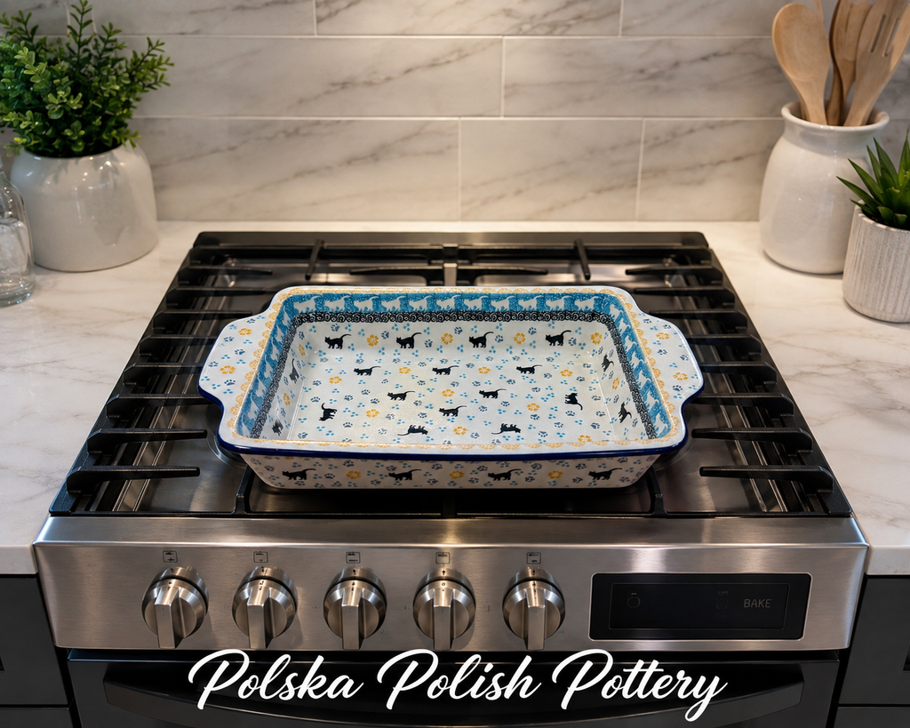 Polish Pottery Rectangle Baker - Traditional Cats