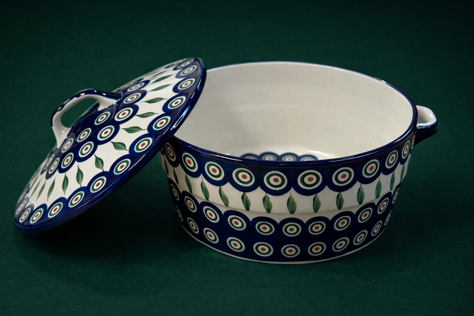Polish Pottery Traditional(Peacock) Round Baker w/ Lid