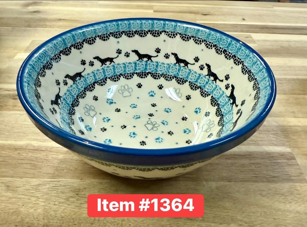 Polish Pottery Traditional(Blk Dog) Soup/Salad Bowl