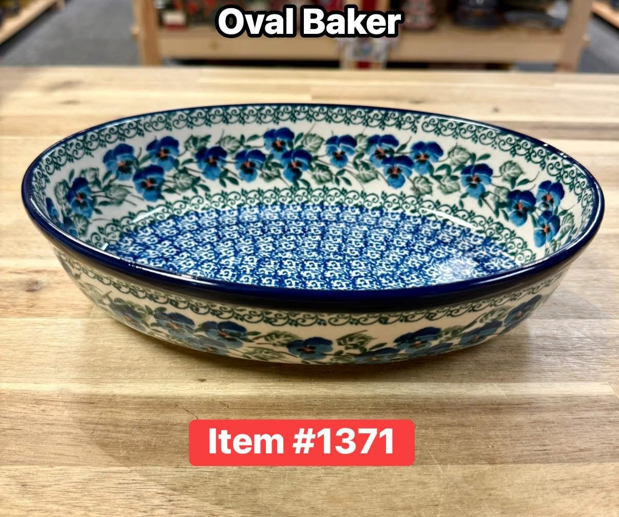 Polish Pottery Traditional(Blue Pansy) Oval Baker