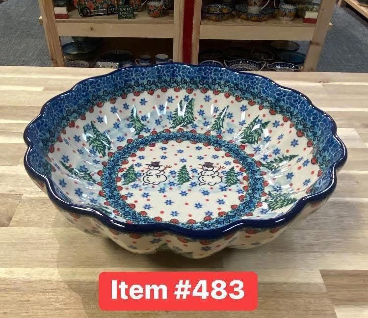 Polish Pottery 4661 Snowman Scalloped Bowl