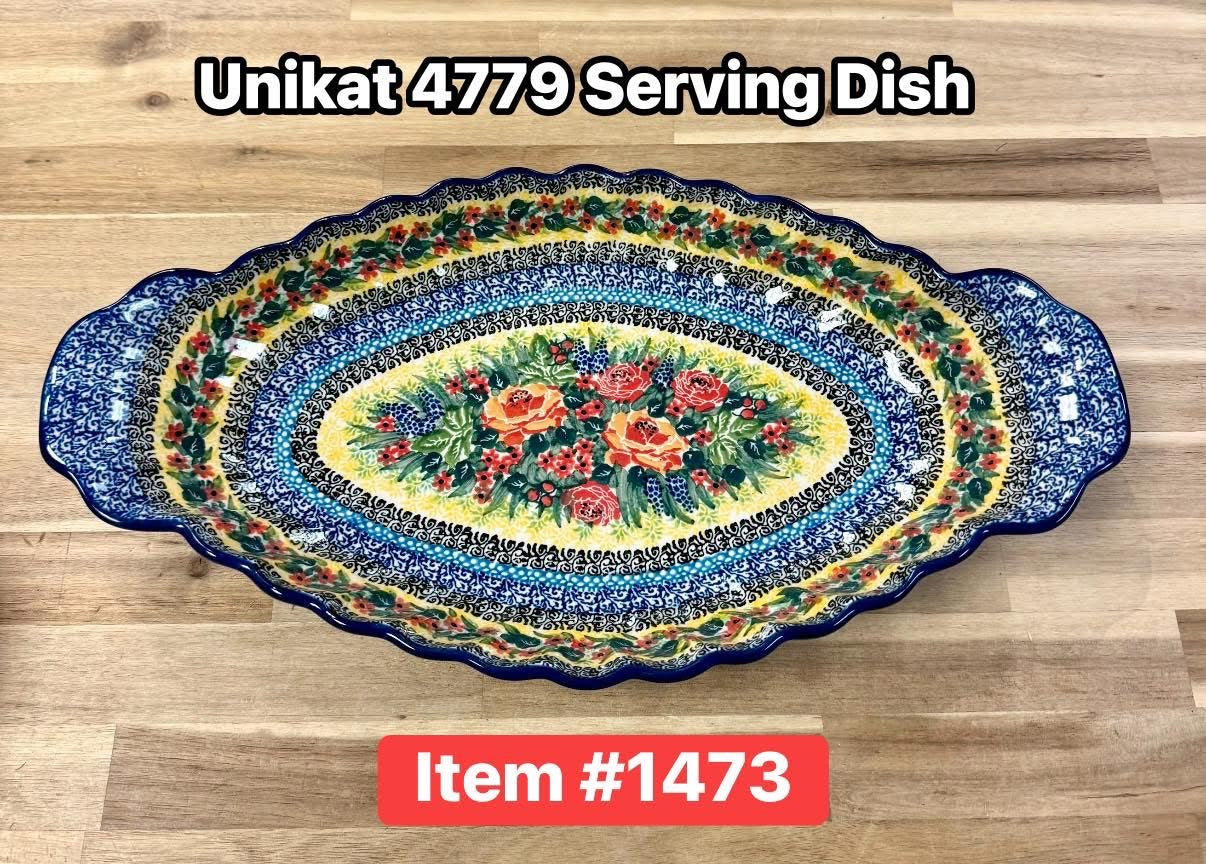 Polish Pottery Unikat 4779 Long Scalloped Serving Dish